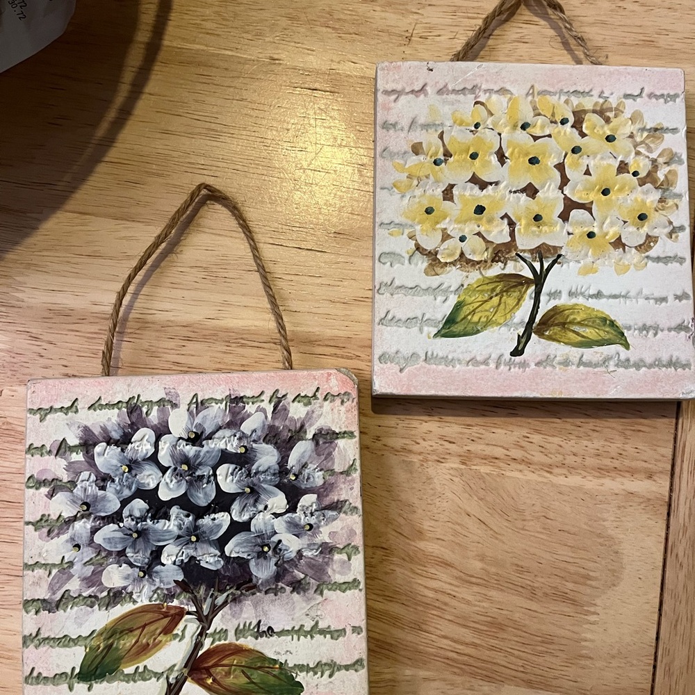 Home Interiors Floral Wall Accents - Yellow and White